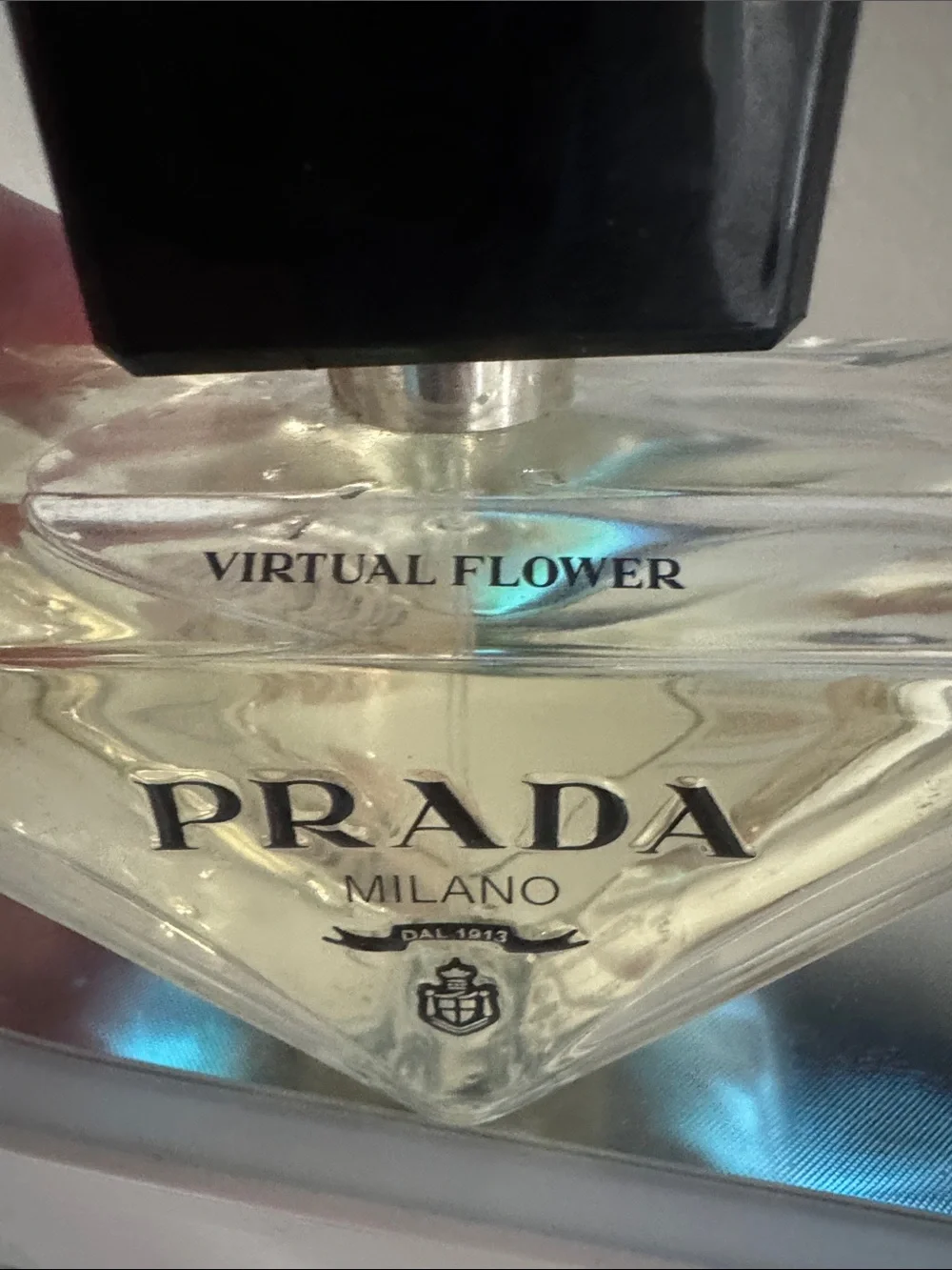 Prada Virtual Flower Eau de Parfum - Picture 3 of 7